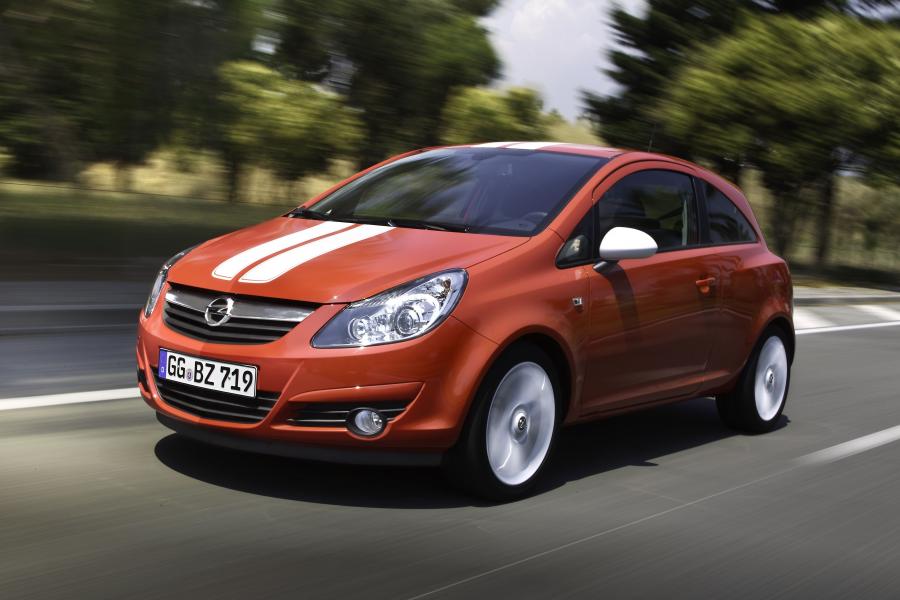  Opel Corsa Stripes 2010 года  (фото 4 из 6)